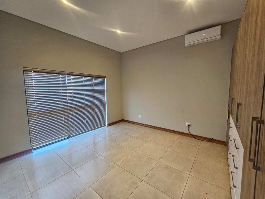 3 Bedroom Property for Sale in Wild Olive Estate Free State